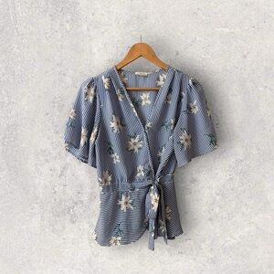 Sienna Sky Wrap Tie Blouse – Size Small